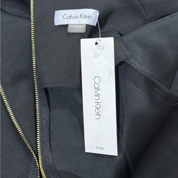 Calvin Klein Cold Shoulder Sheath Slim Jewel Neck Below the Knee Dress Size 2 - Picture 8 of 8